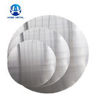 los discos de aluminio del grueso de 3m m circundan los espacios en blanco de la hoja para el acondicionamiento de los alimentos